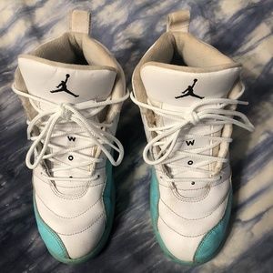 Kids Jordan 12